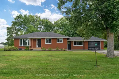 2223 Hall Road, Hamilton, On L0r 1c0