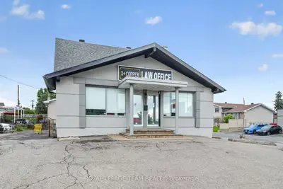 1901 Bank Street, Hunt Club - South Keys And Area, On K1v 8a1