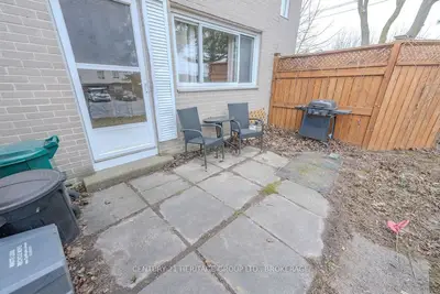 258 Queen Mary Road 36, Kingston, On K7m 2b2