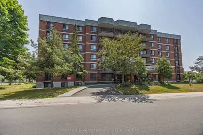 14 Greenview Drive 204, Kingston, On K7m 7t5