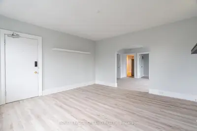 425 Mckenzie Avenue 3, London South, On N6c 1v5