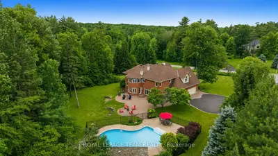 50 Marchvale Drive, Kanata, On K2w 1c2