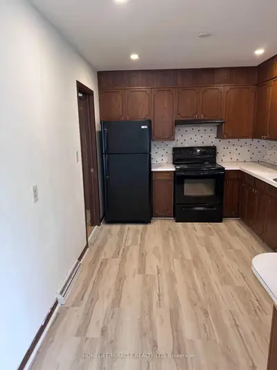 6495 Dorchester Road, Niagara Falls, On L2g 5t6