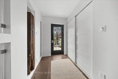 152 Duford Street, Vanier And Kingsview Park, On K2l 6z7