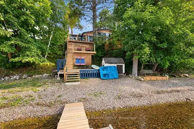 555 Island View Drive, North Algona Wilberforce, On K0j 1x0