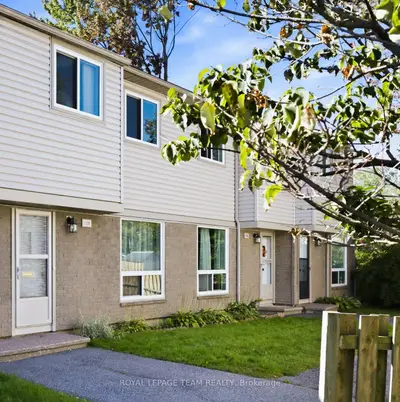 1355 Perez Crescent 63, Cyrville - Carson Grove - Pineview, On K1j 8t9
