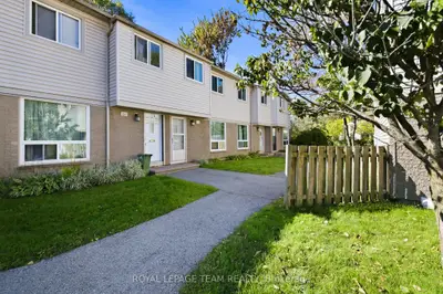1355 Perez Crescent 63, Cyrville - Carson Grove - Pineview, On K1j 8t9