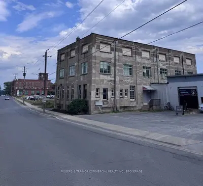14 Cataraqui Street 8, Kingston, On K7k 1z7