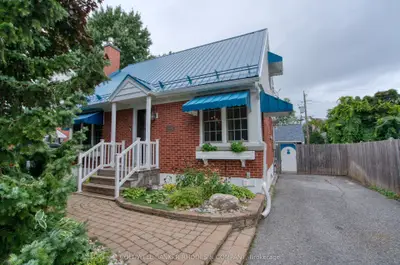 1329 Larose Avenue, Carlington - Central Park, On K1z 7x4