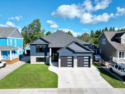 222 Emerald Drive, Saugeen Shores, On N0h 2l0