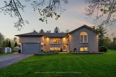 2720 Castle Hill Drive, Hamilton Township, On K9a 0m3