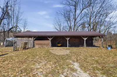 718 Jones Falls Road, Rideau Lakes, On K0g 1e0