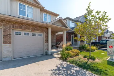 269 Watson Parkway N 7, Guelph, On N1e 0r3
