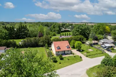 176 Eastman Avenue, Strathroy-caradoc, On N7g 3k1