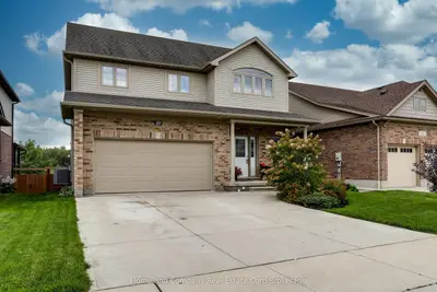 37 Thomas Street, Stratford, On N5a 0b9