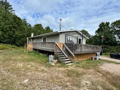 170 BEAUDRY Road, Mattawan, ON P0H 1V0