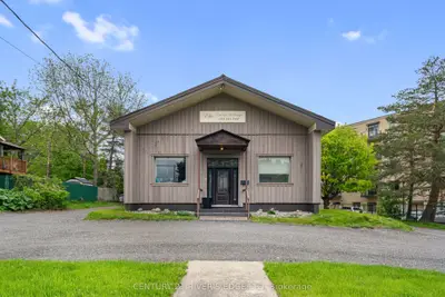 4 Schofield Avenue, Brockville, On K6v 4m4