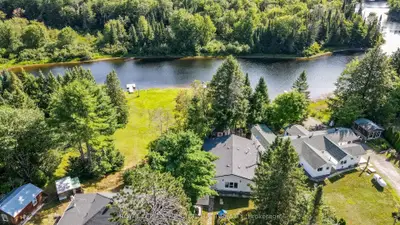1088 Colony Road, Lake Of Bays, On P1l 1x3