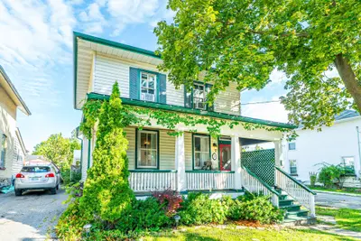 18 Melbourne Street W, Kawartha Lakes, On K9v 2s6