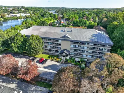 40 Auburn Street 408, Peterborough, On K9h 2g2