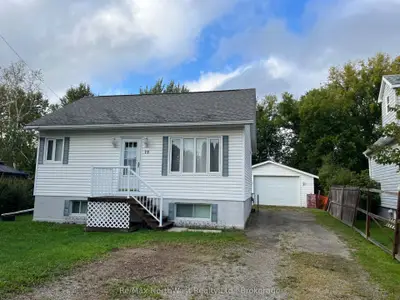 10 Spruce Road, Atikokan, On P0t 1c0