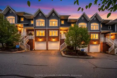 37 SILVER Street 7, Huntsville, ON P1H 1M2