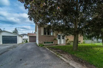231 CAMDEN Road, Greater Napanee, ON K7R 1E5