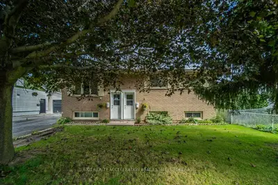 231 CAMDEN Road, Greater Napanee, ON K7R 1E5