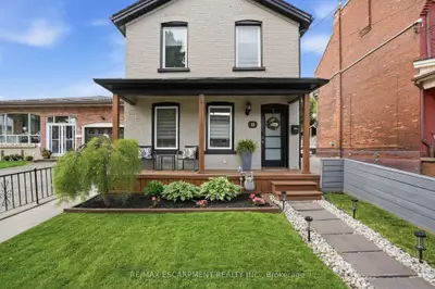 13 Picton Street W, Hamilton, On L8l 1e1