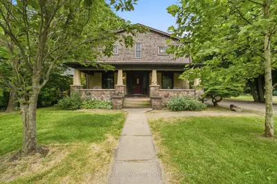 211 Canborough Street, West Lincoln, On L0r 2a0
