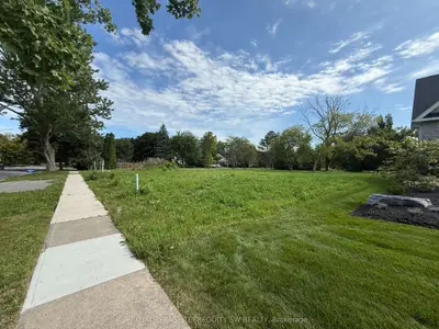 672-684 Rye Street, Niagara-on-the-lake, On L0s 1j0