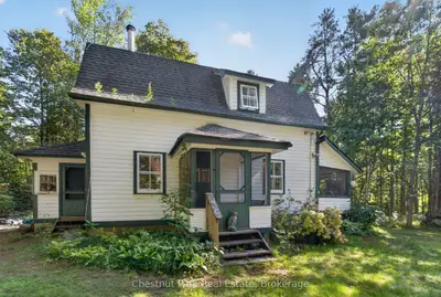 1627 Houseys Rapids Road, Gravenhurst, On P1p 1r3