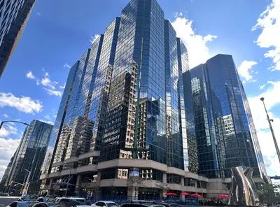 180 Kent Street 3, Ottawa Centre, On K1r 7y7