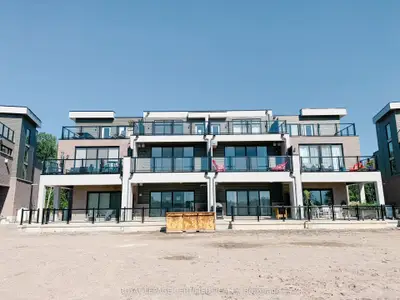 80 Marina Village Drive, Georgian Bay, On L0k 1s0