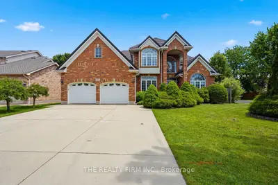 55 Farmhouse Road, London East, On N5y 5m4
