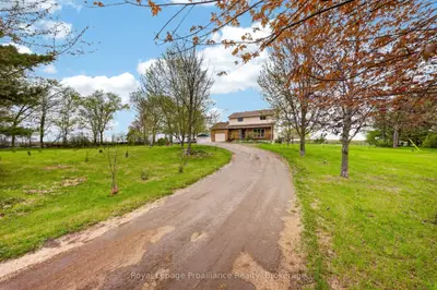 235 East Hungerford Road, Tweed, On K0k 3j0