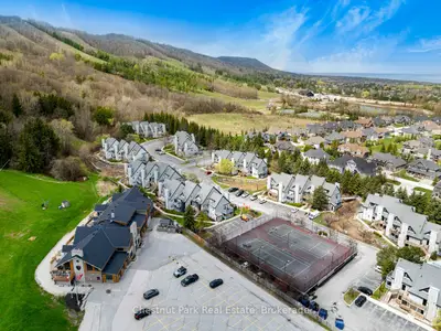 796468 Grey Road 19 406, Blue Mountains, On L9y 0n6