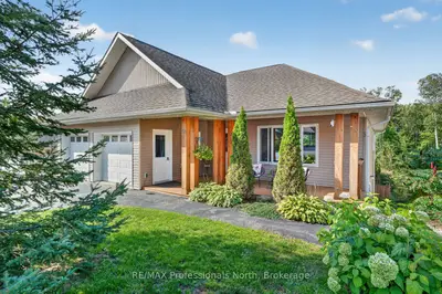 38 Goodwin Drive, Huntsville, On P1h 2r3