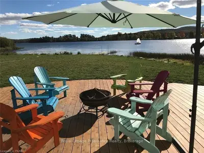 137 LAKESHORE Drive, Madawaska Valley, ON K0J 1B0