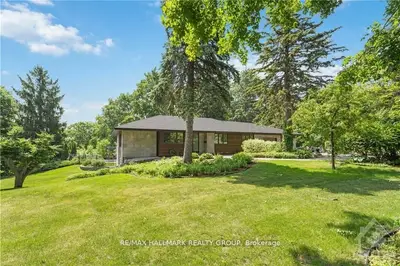 41 CEDAR Road, Beacon Hill North - South and Area, ON K1J 6L5
