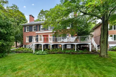 110 Lakeshore Boulevard, Kingston, On K7m 6r5