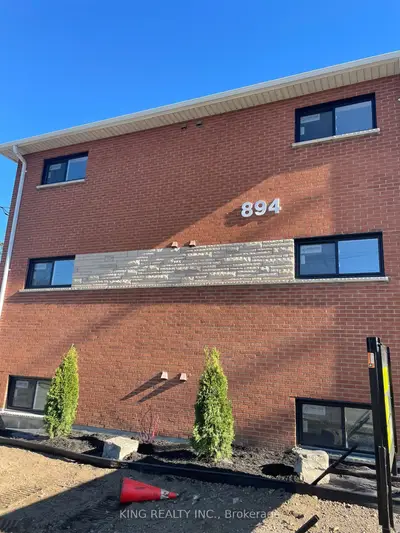 894 Adelaide Street N 102, London East, On N5y 2m5