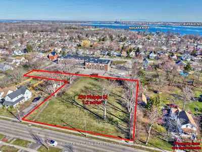 250 Phipps Street, Fort Erie, On L2a 2v5
