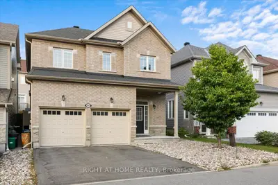 605 Silver Spruce Way, Kanata, On K2m 0l1