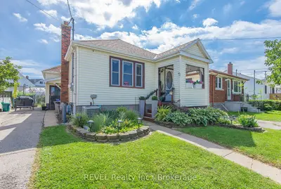 12 GARNET Street, St. Catharines, ON L2M 5E5