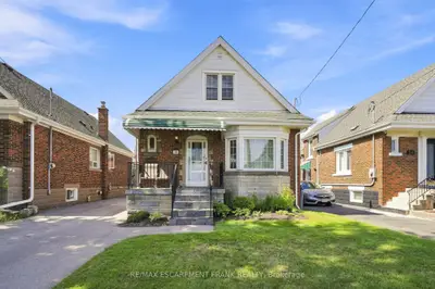 38 GARSIDE Avenue S, Hamilton, ON L8K 2V6
