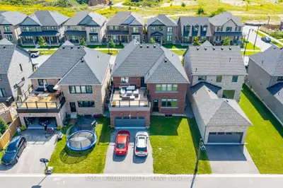 202 Strachan Street, Port Hope, On L1a 0e9