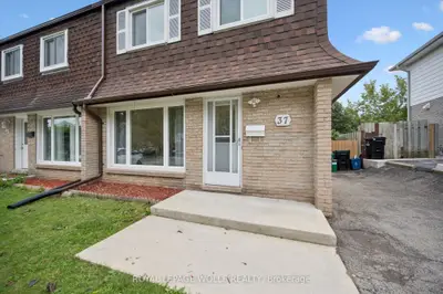 37 Shadeland Crescent, Kitchener, On N2m 2j1