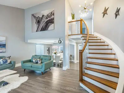 114 Parkwood Crescent, Hamilton, On L8v 4z7