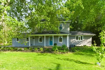 1379 County Road 2 Road W, Elizabethtown-kitley, On K6v 7c5